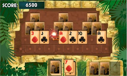 PYRAMID SOLITAIRE card game image